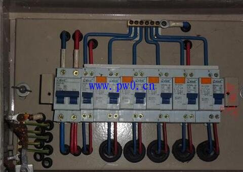 电工师傅是如何分析电路跳闸的